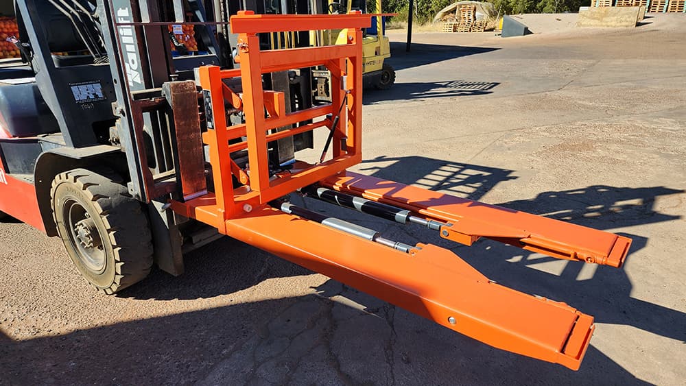 Side view of a forklift bin tipper